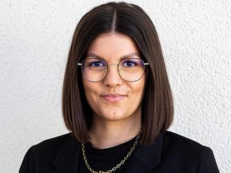 Nina Drapal